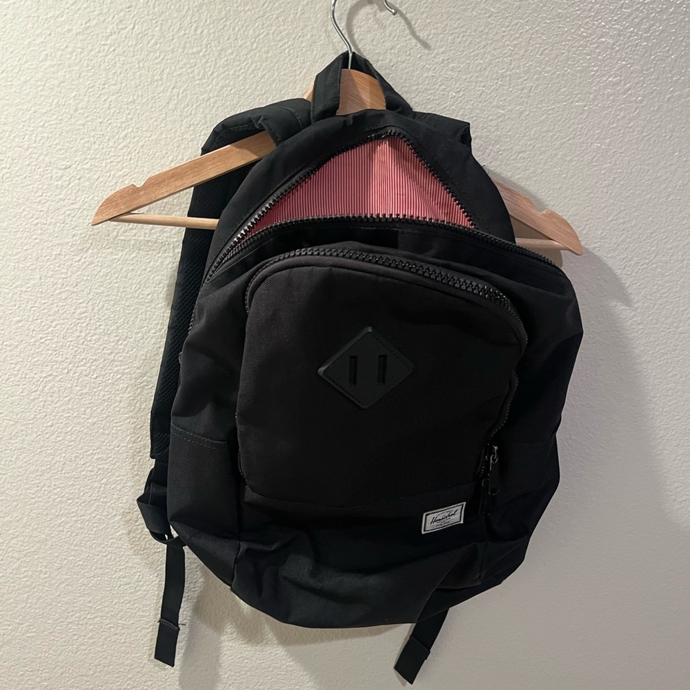 Herschel backpack - Red and White Striped with laptop sleeve
